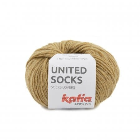 United-3-Camel