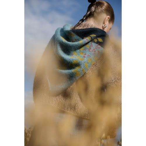 Cultivate-Under-the-Midnight-Moon_scarf-