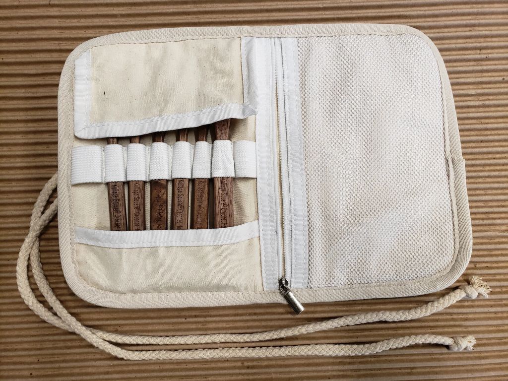 CrrochetHook 6 Piece Set2.jpg