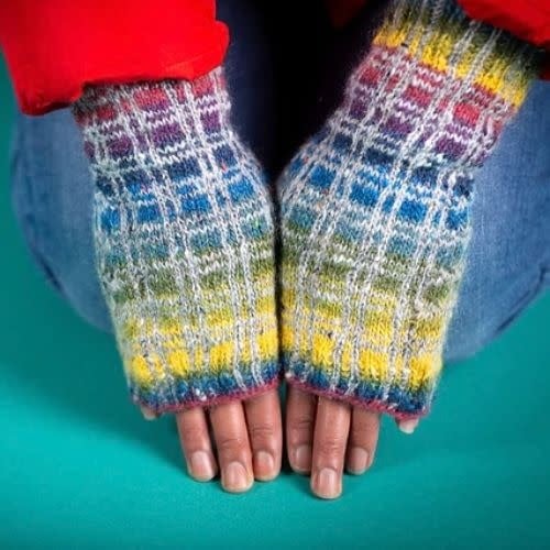 gradient mesh gauntlets