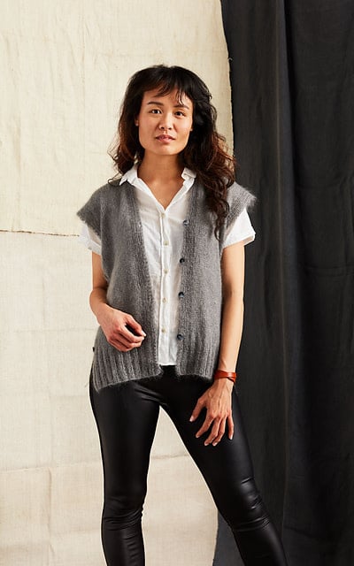 MDK-FG22-Grace-Gossamer-Model-1-WR_medium2