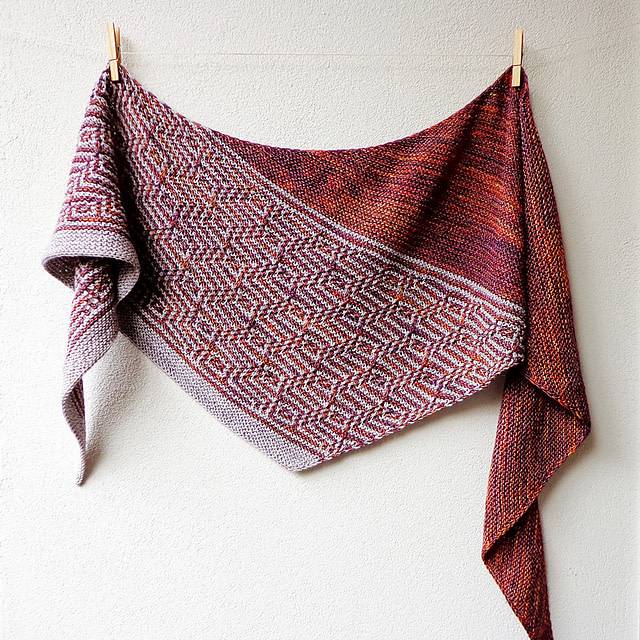 Mosaic_shawl_for_Malabrigo_Book_01.1_small_medium2