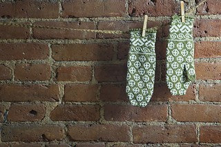 Olivia-Journey-Mittens_small2