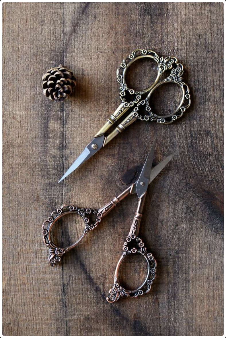 Scrollwork Scissors Antique Gold2