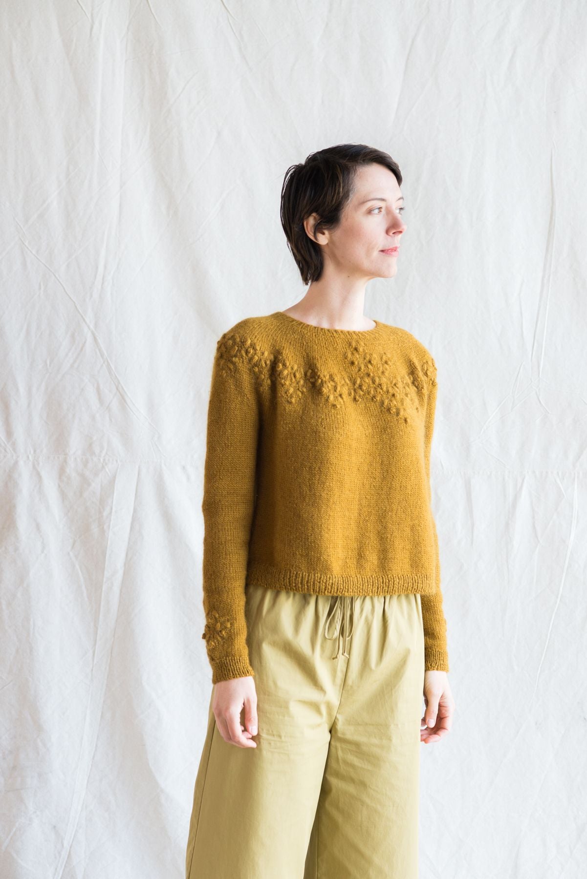 Asterales Pullover by Paula Pereira.jpeg