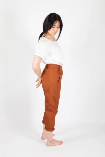 WEB_brown_pants_side_