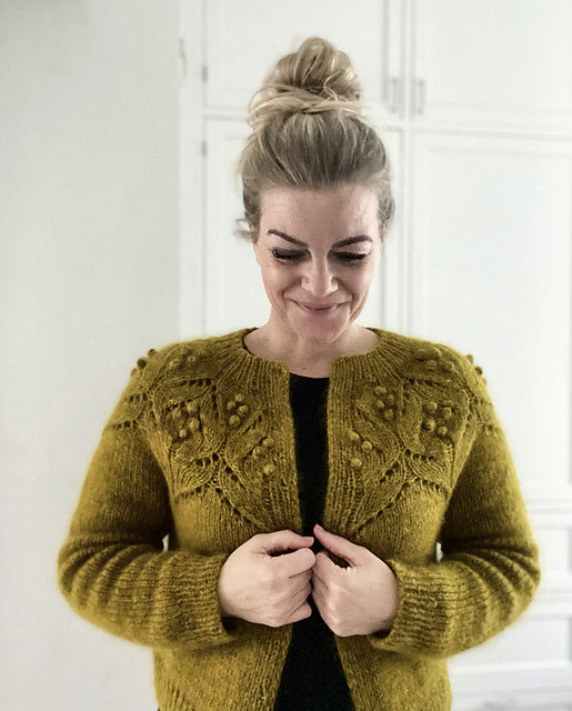 MagnoliaBloomCardi_front