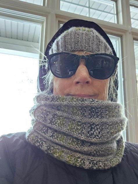 Alive Hat_Cowl