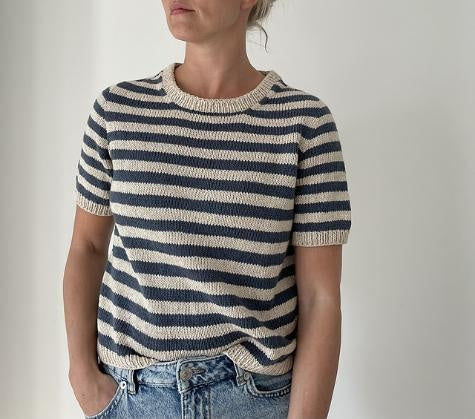Seaside tee-