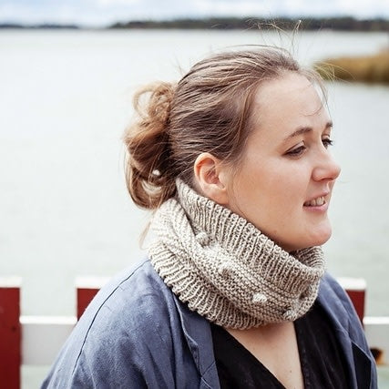 veera_kauluri_owl cowl