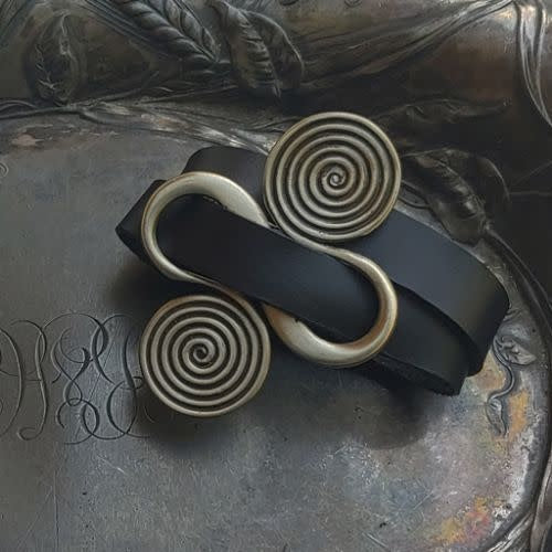 Double_Wrap_Cuff_Black_square__31257-