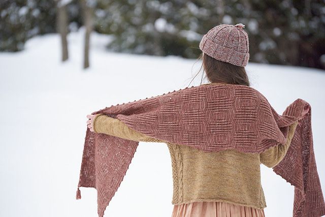 Full_Moon_1__Knits_About_Winter_medium2