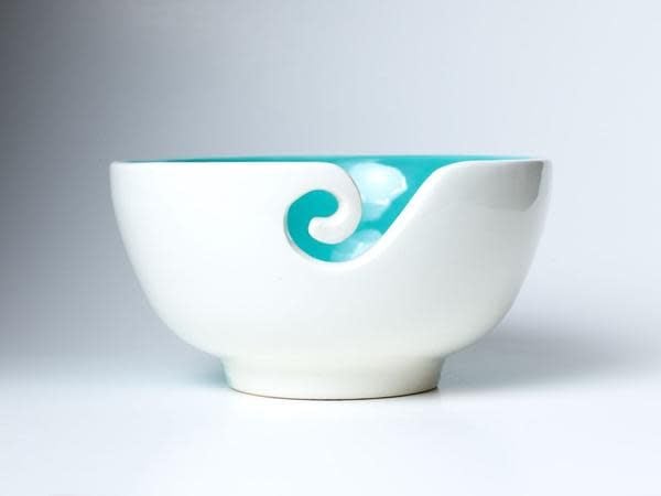 FurlsCrochet-AquamarineBowl-1_cba09f98-c64a-46a3-9e35-c5fa17af337b_grande
