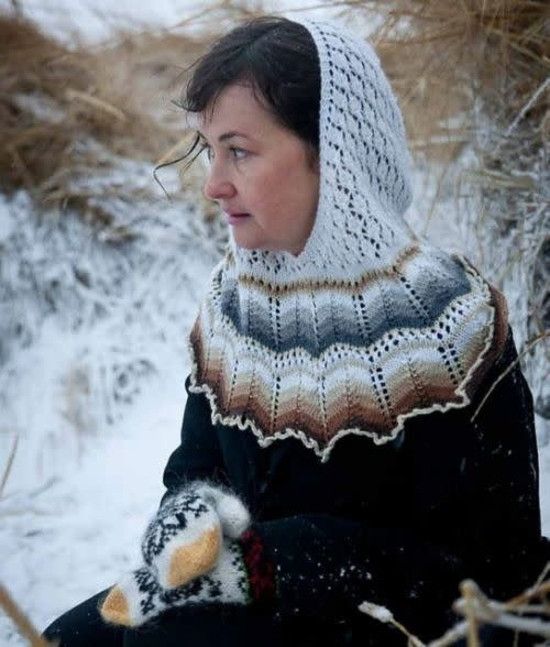 Lace Hood-