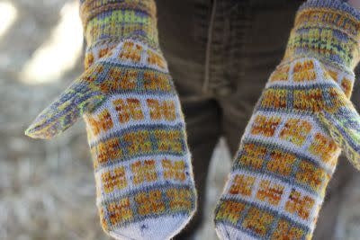 paint box mittens-